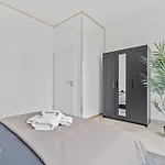 아파트 Penthouse In Kirchberg!