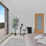 Penthouse In Kirchberg!
