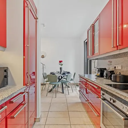 Penthouse In Kirchberg! Apartamento Luxemburgo