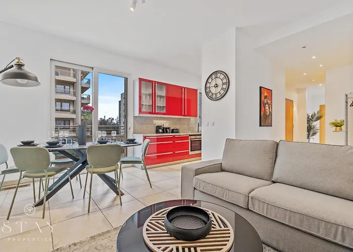 Penthouse In Kirchberg! 아파트 룩셈부르크