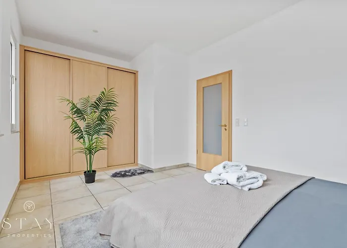 Penthouse In Kirchberg! *